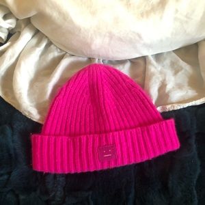 Mini Pansy n Face Beanie